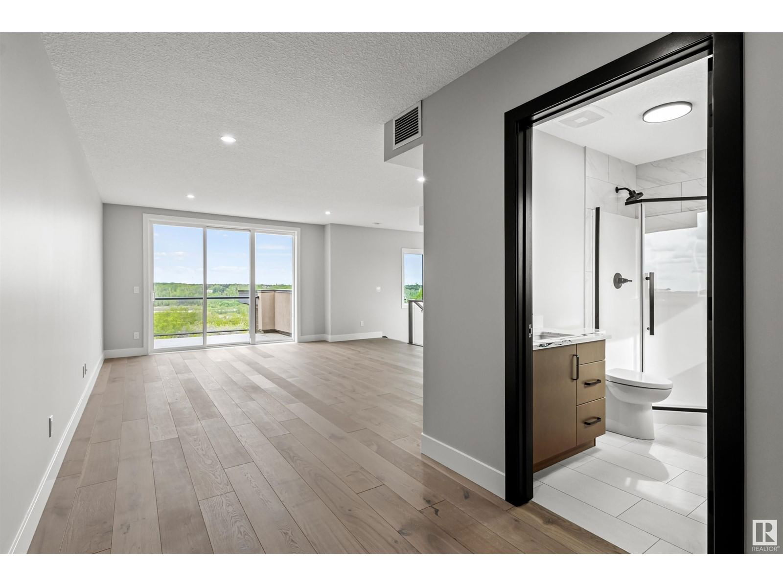 4810 KNIGHT CR Image 62