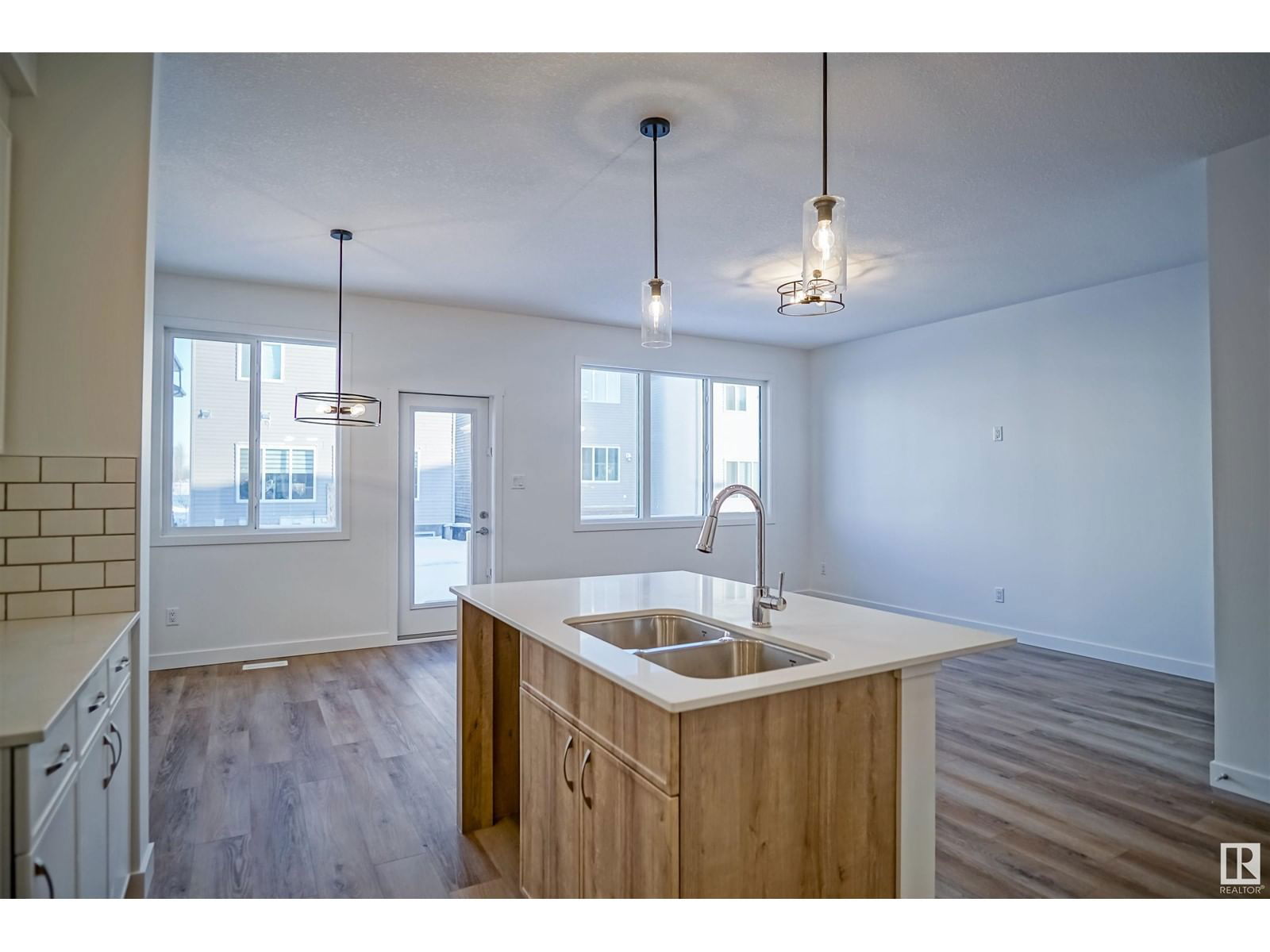 17345 6a St Ne Edmonton, Alberta