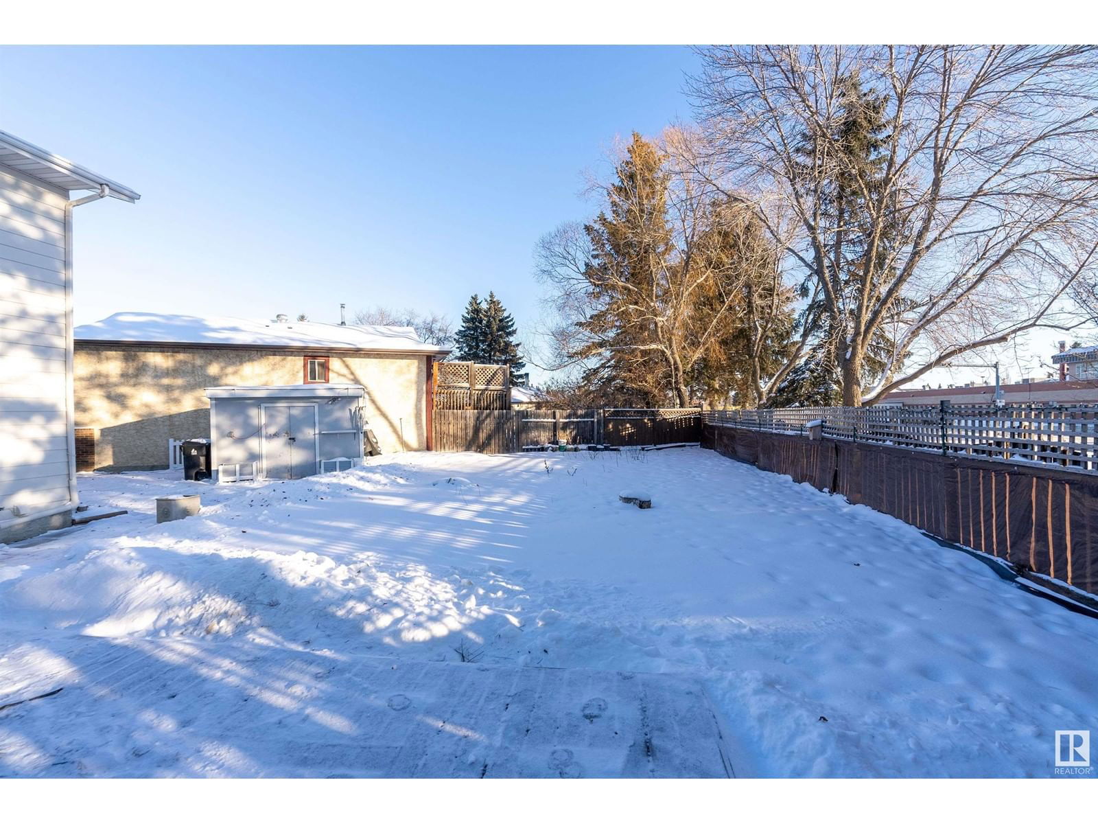 54 WESTGLEN CR Image 38