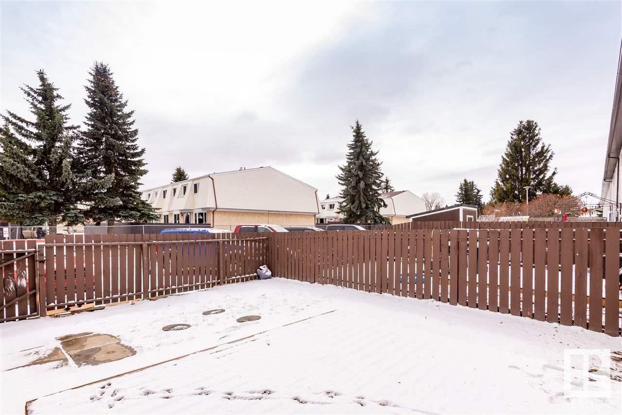 9107 Morinville DR Image 31