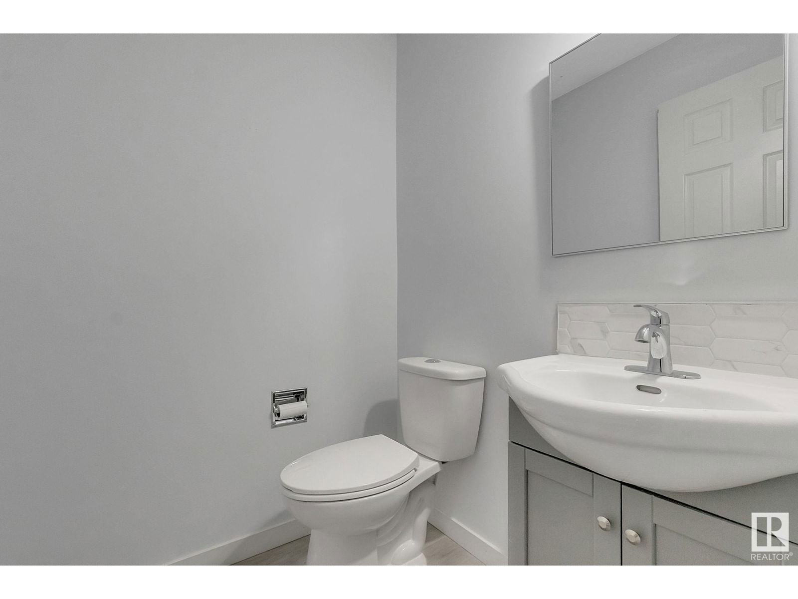 #15 14717 34 ST NW NW Image 18