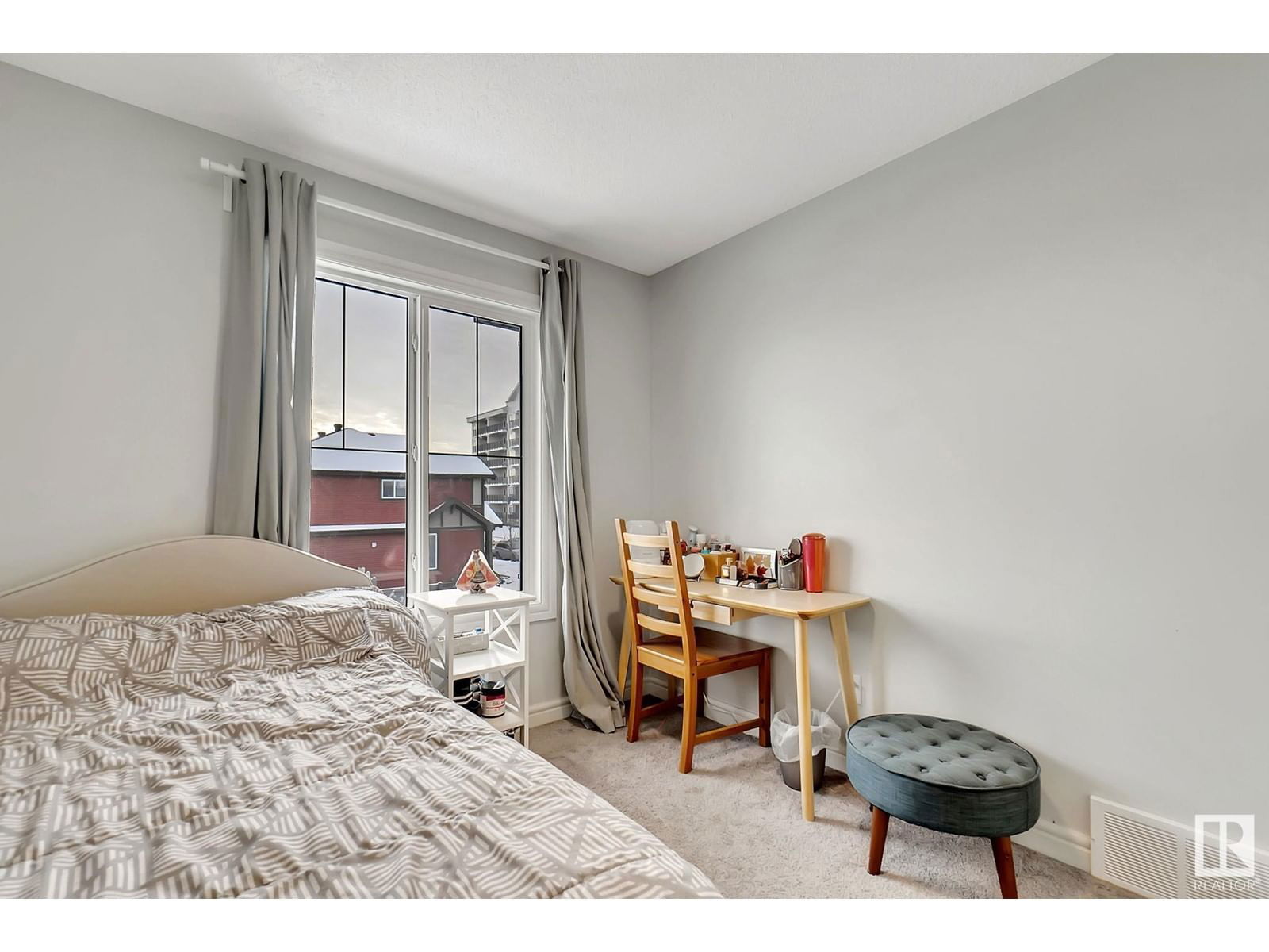 5650 JUCHLI AV NW Image 33