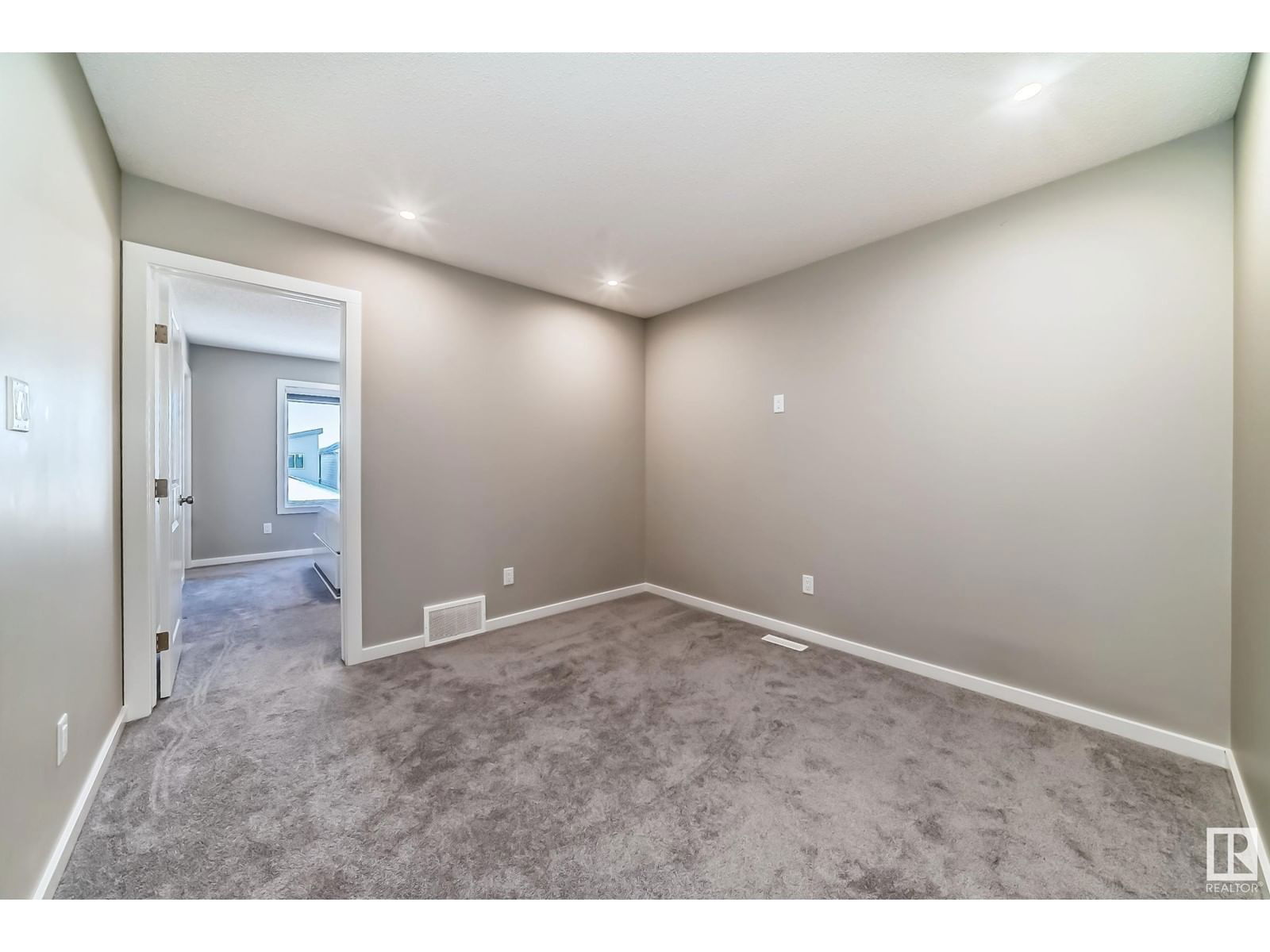 3234 KULAY WY SW Image 30