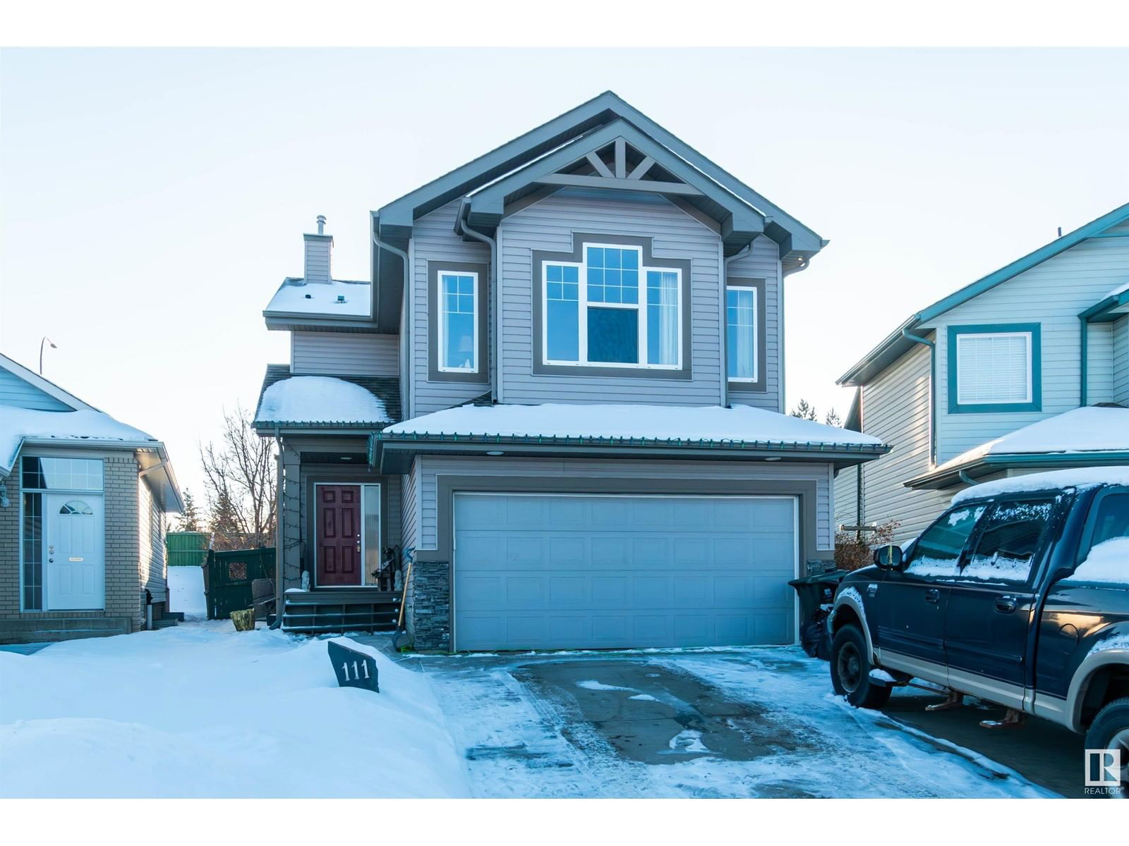 111 CHESTERMERE CR Image 1