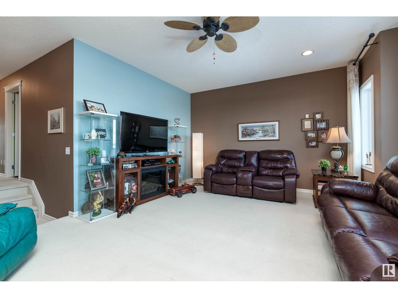 111 CHESTERMERE CR Image 20