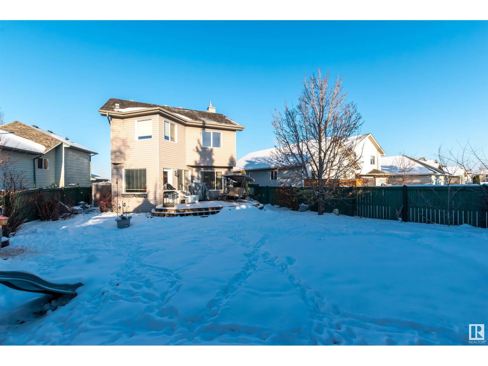 111 CHESTERMERE CR Image 35