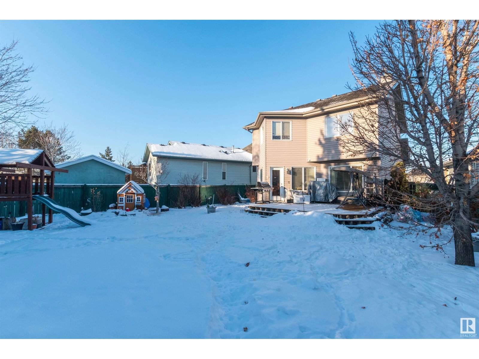 111 CHESTERMERE CR Image 36