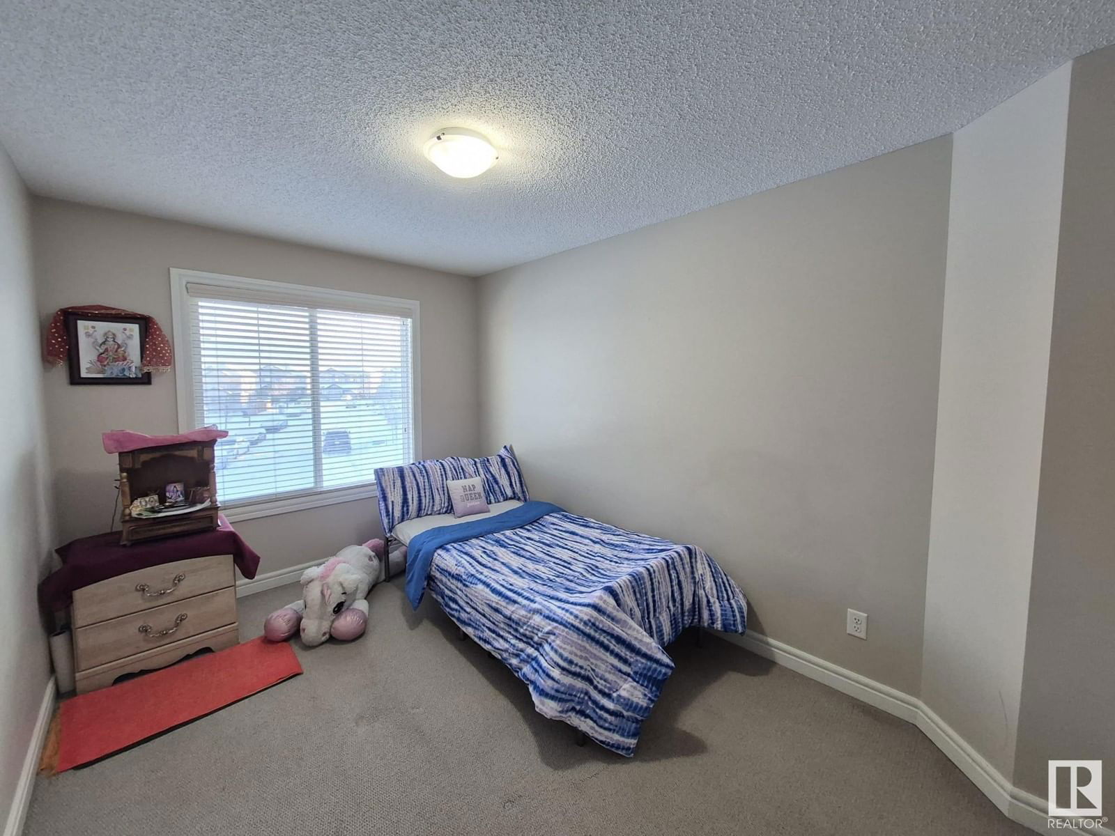 1408 33b St Nw Edmonton, Alberta