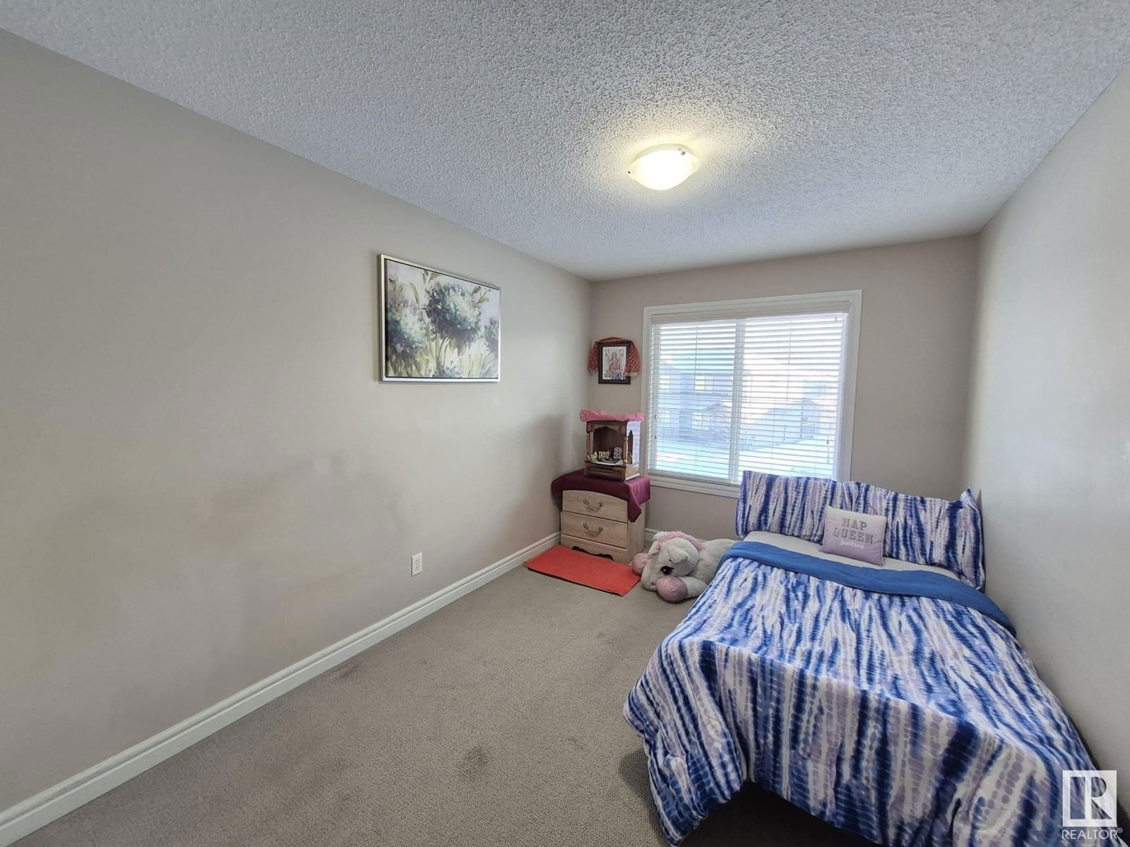 1408 33b St Nw Edmonton, Alberta