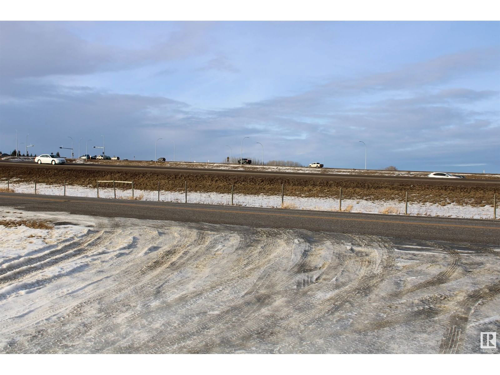 28011 Hwy 16 Image 8