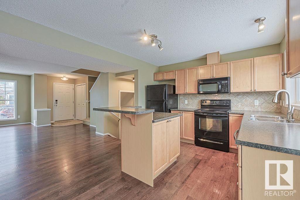 6007 213 St Nw Edmonton, Alberta