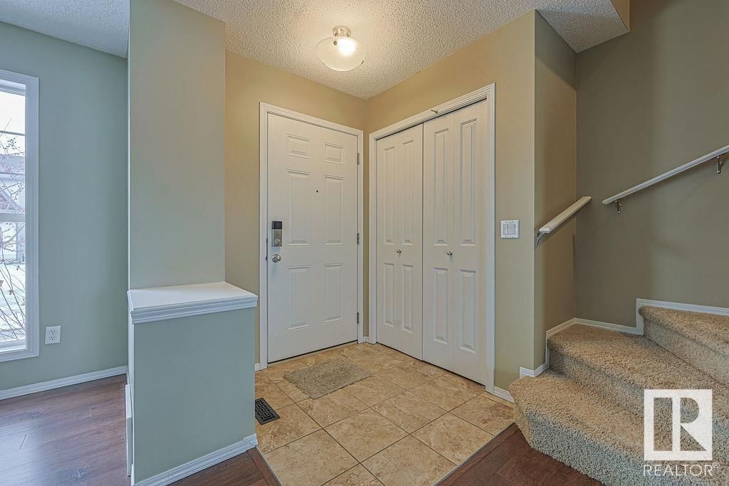 6007 213 St Nw Edmonton, Alberta