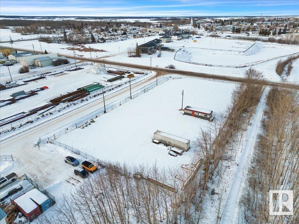 4406 51 AV Image 14