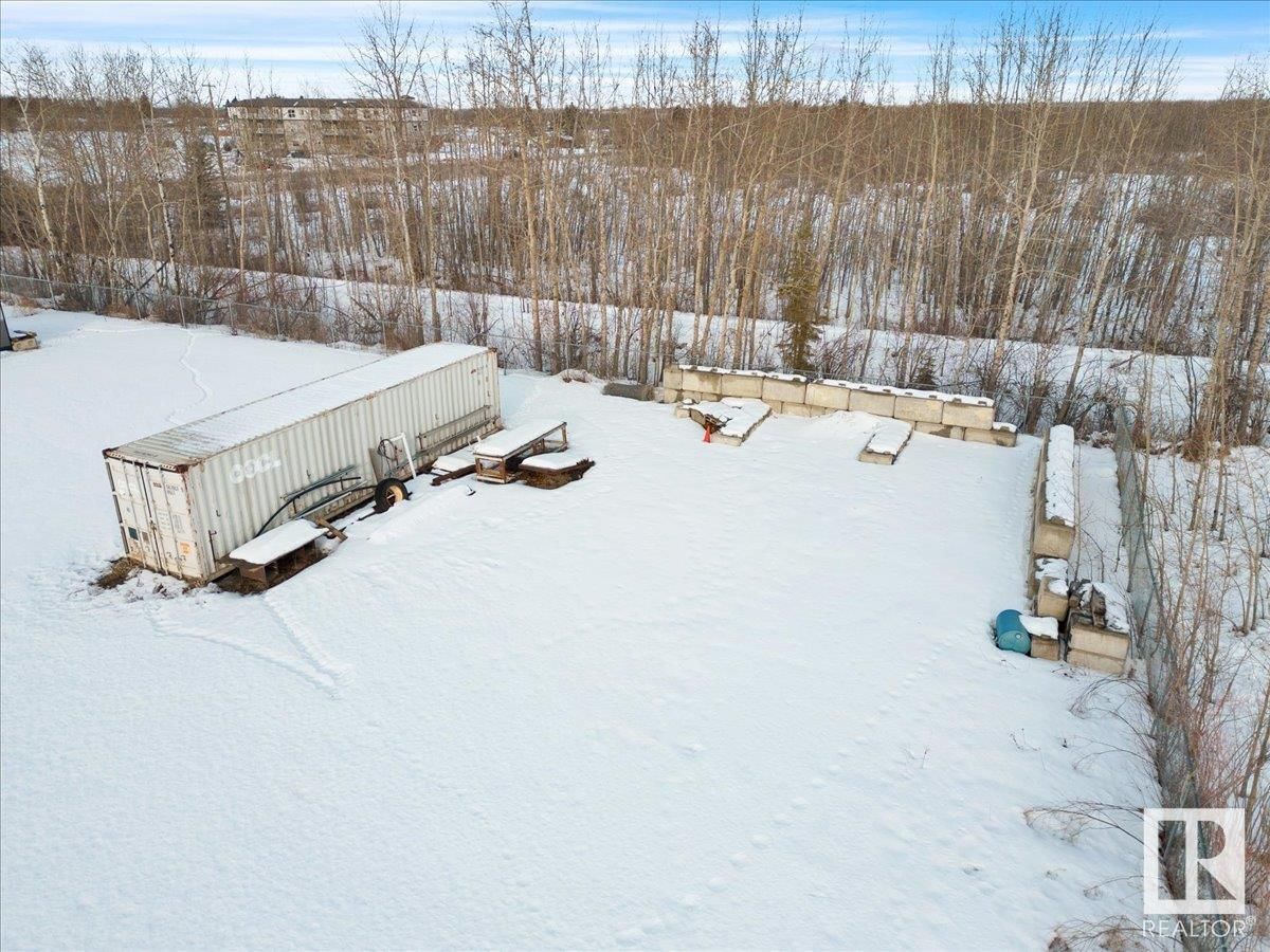 4406 51 AV Image 18