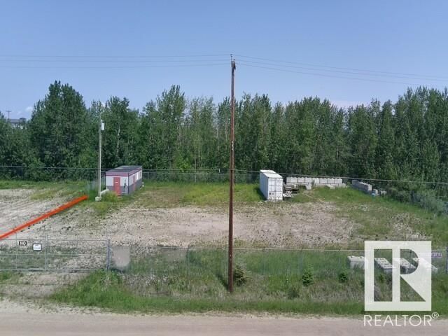 4406 51 AV Image 8
