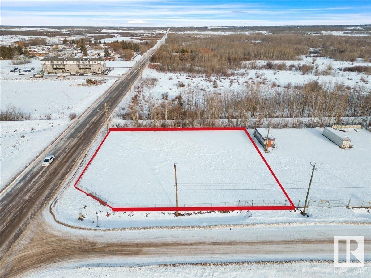 4402 51 AV Image 15