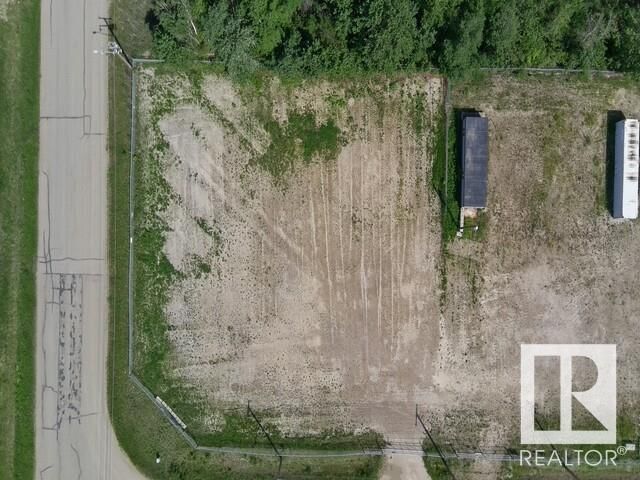 4402 51 AV Image 6