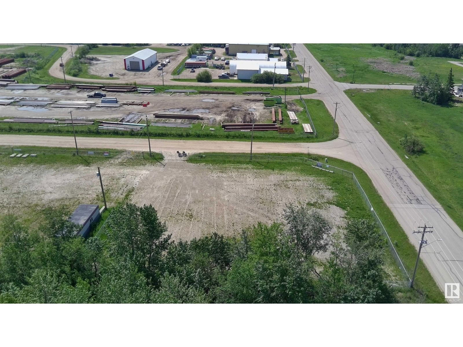 4402 51 AV Image 7