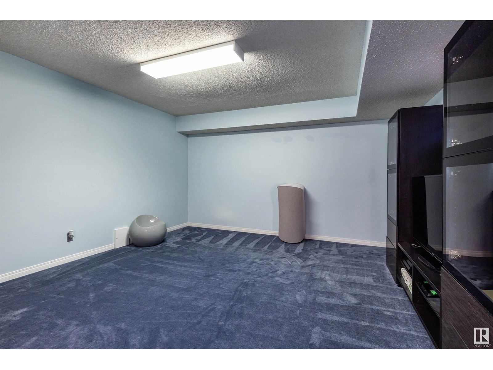 8611 184 ST NW Image 39