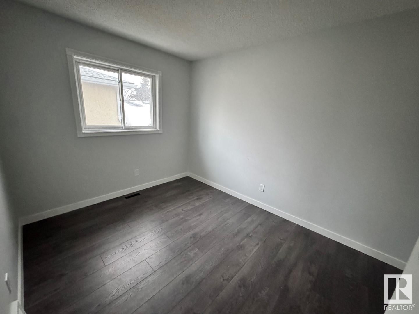 7108 190 St Nw Edmonton, Alberta