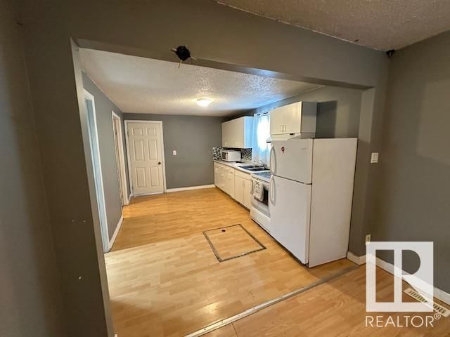 9423 110 Av Nw Edmonton, Alberta