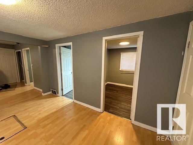 9423 110 Av Nw Edmonton, Alberta