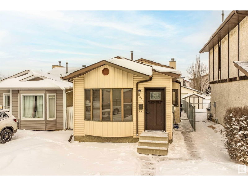 8330 158 Av Nw Edmonton, Alberta