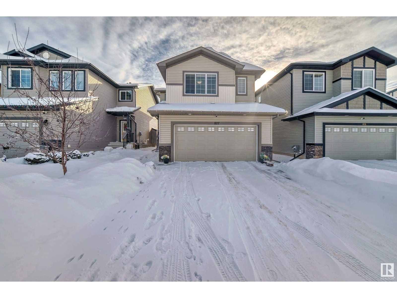 827 35 Av Nw Edmonton, Alberta