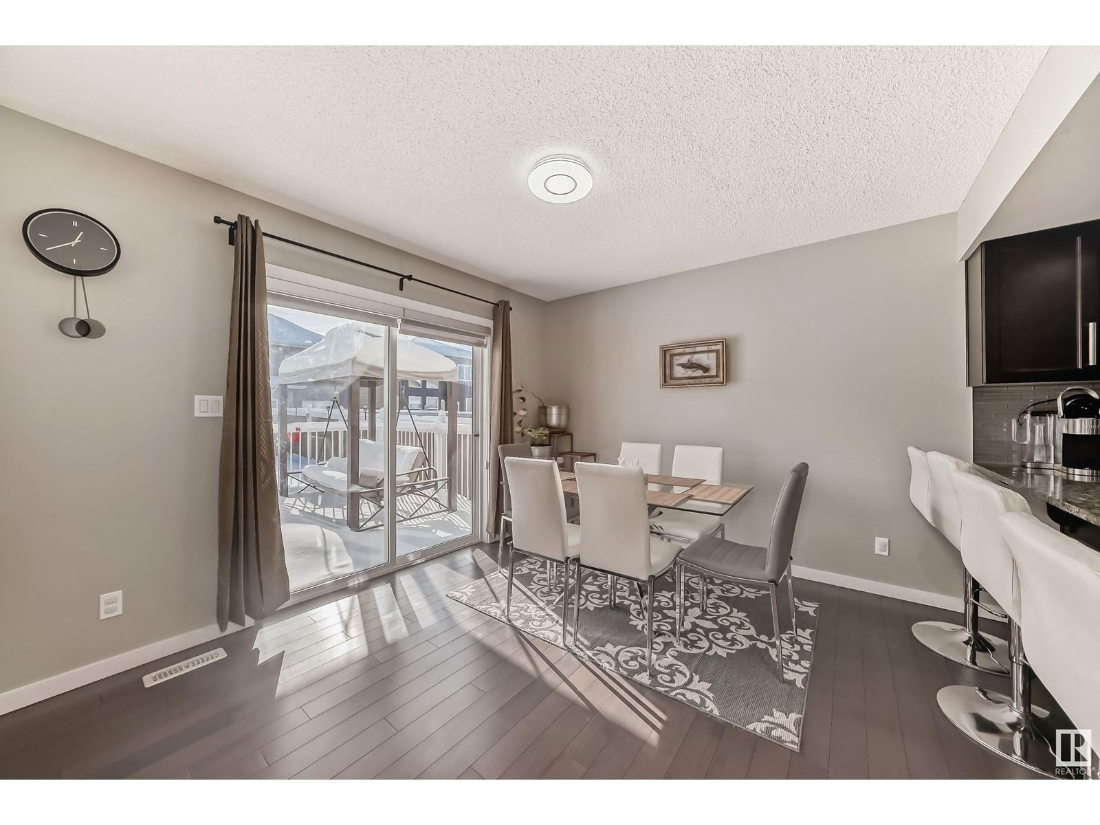 827 35 Av Nw Edmonton, Alberta