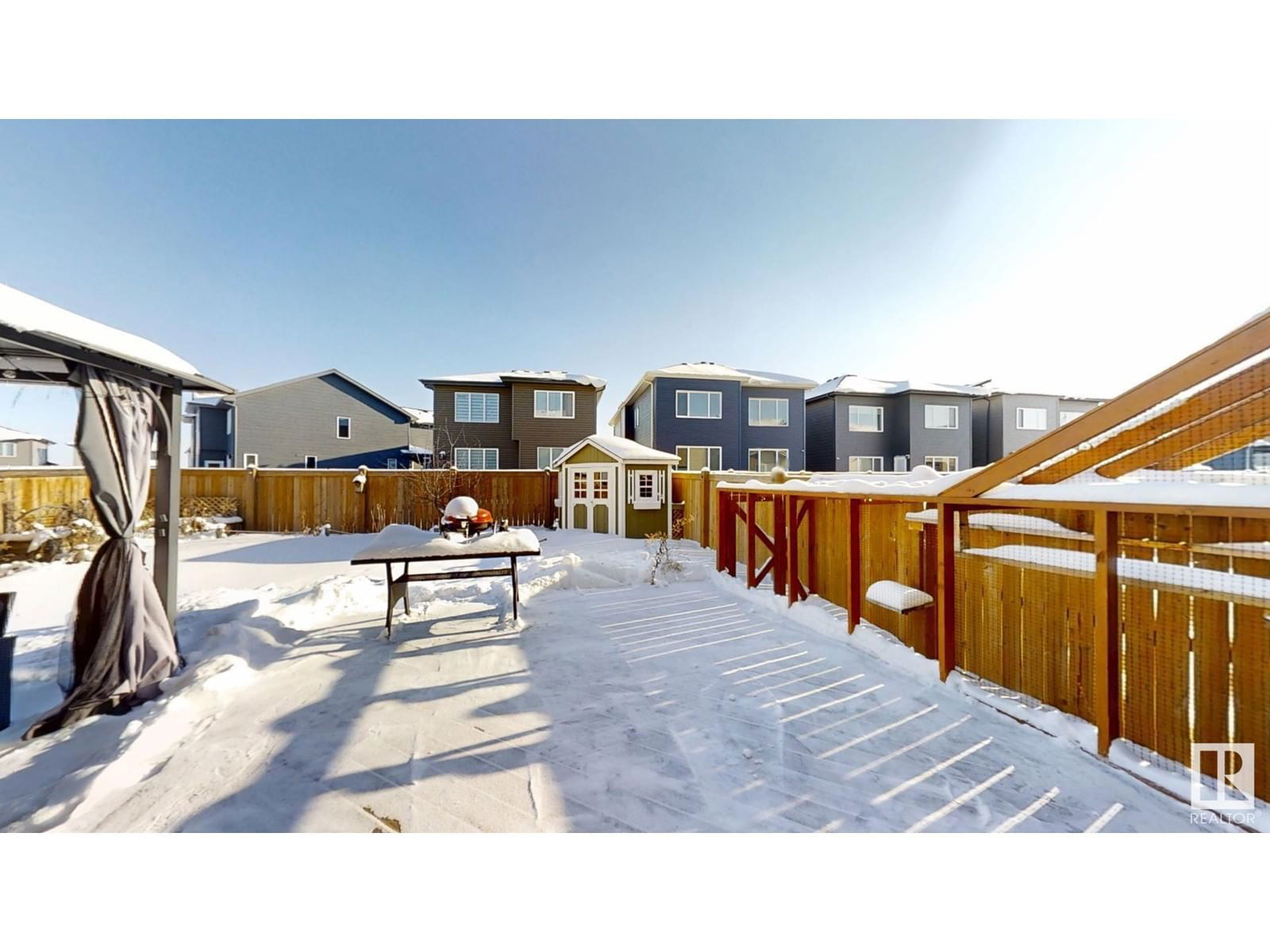 5385 Schonsee Dr Nw Edmonton, Alberta