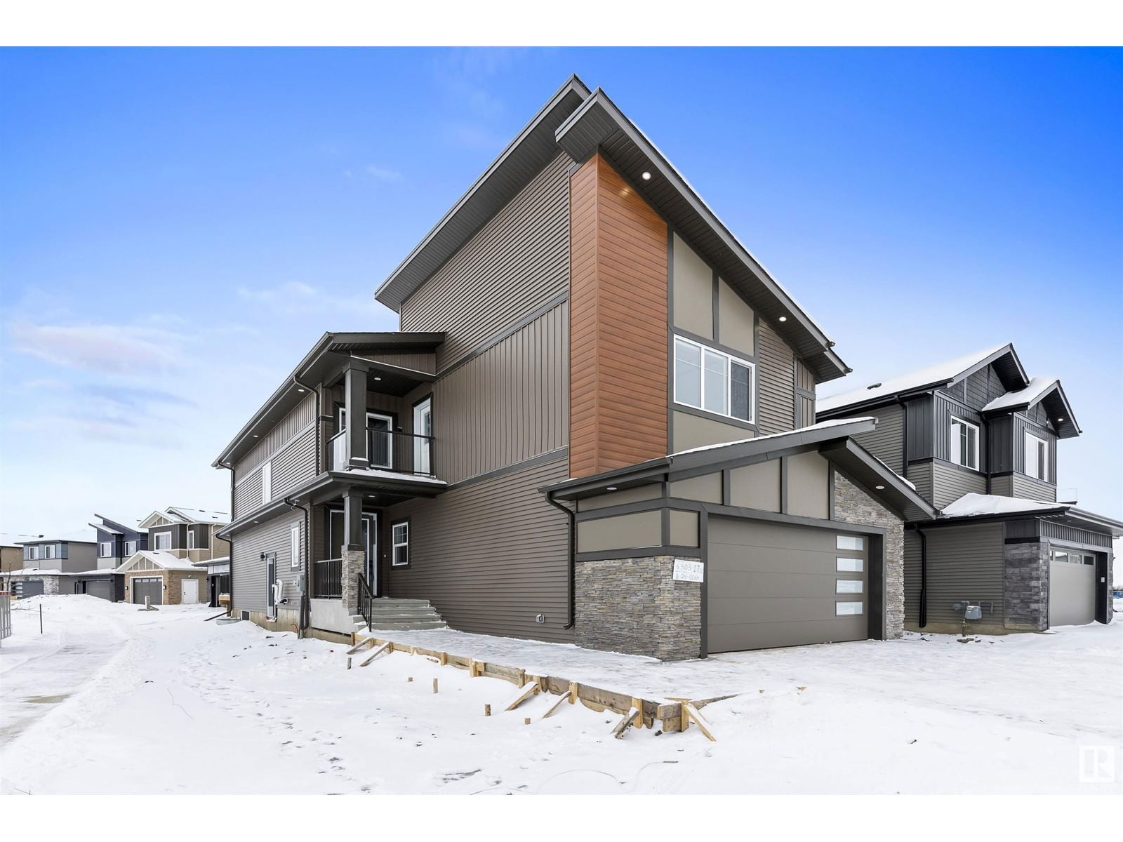 NE - 6303 17 ST Image 1