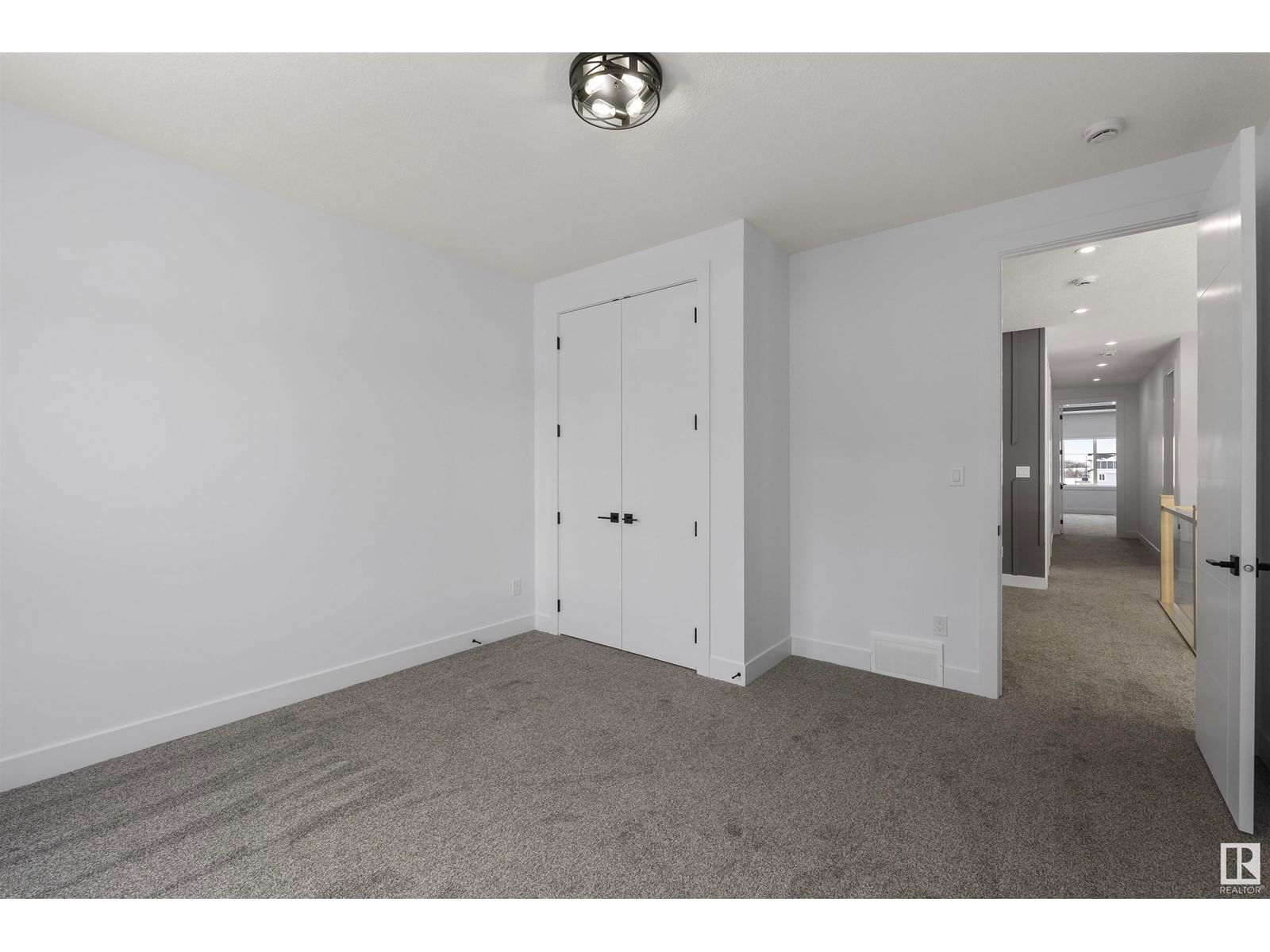 NE - 6303 17 ST Image 39
