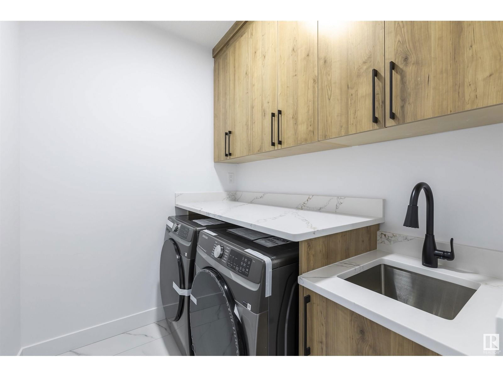 NE - 6303 17 ST Image 43