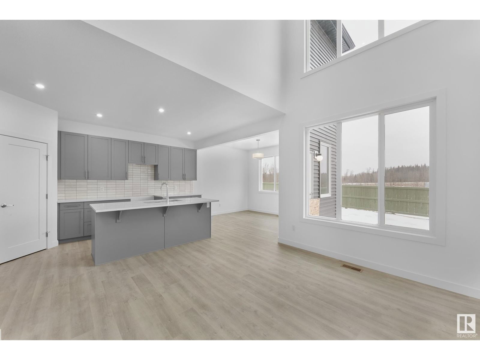Primary Property View