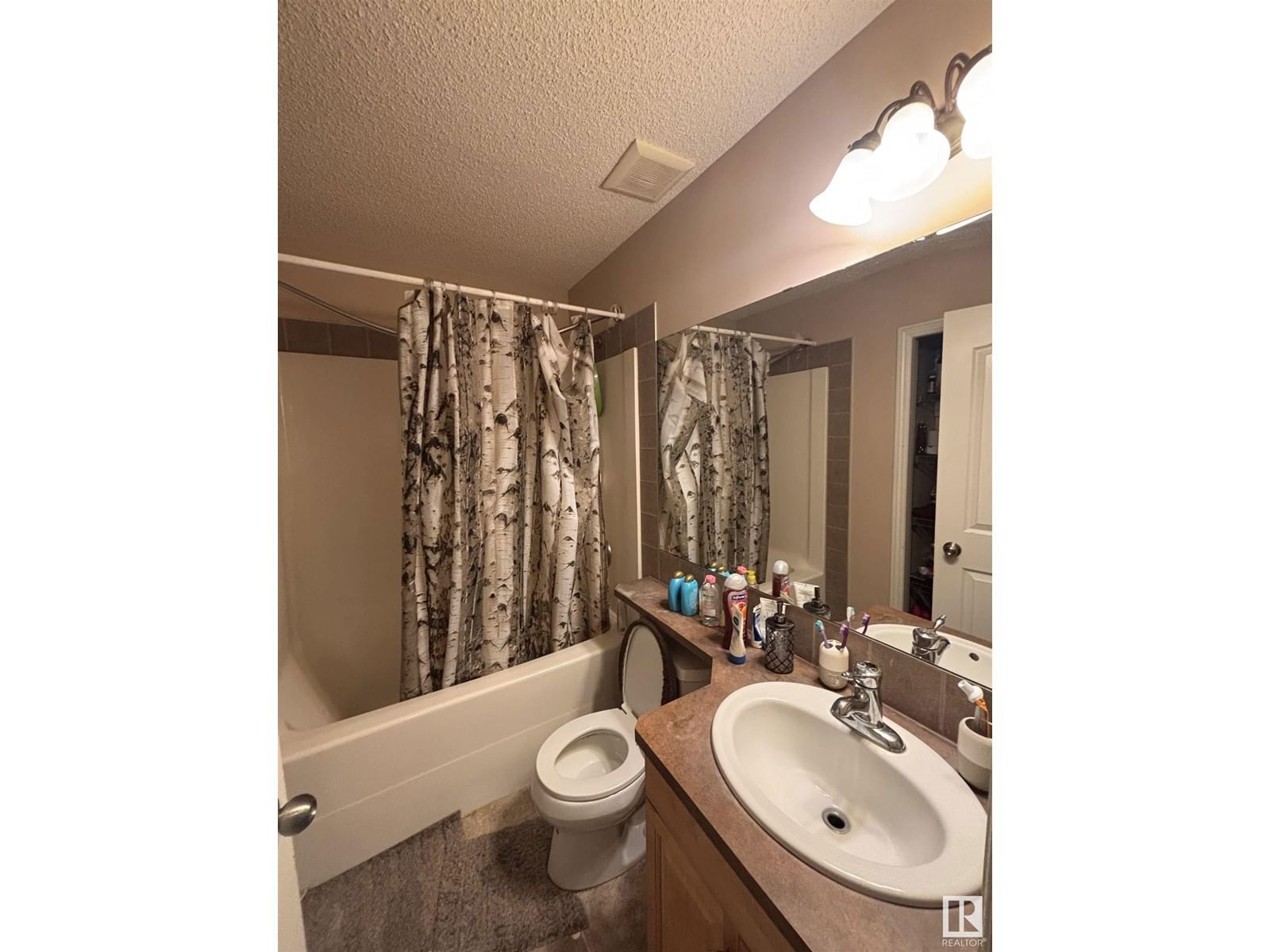 14514 141 St Nw Edmonton, Alberta