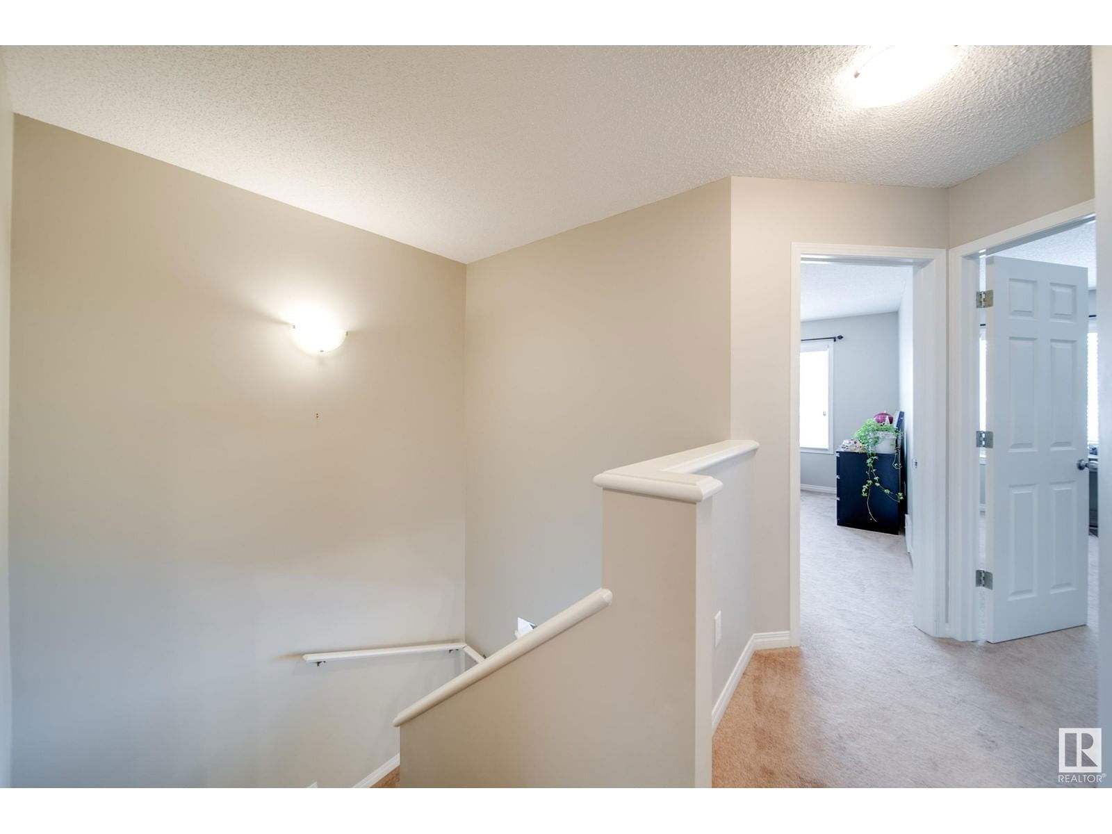 1733 Chapman Wy Sw Edmonton, Alberta