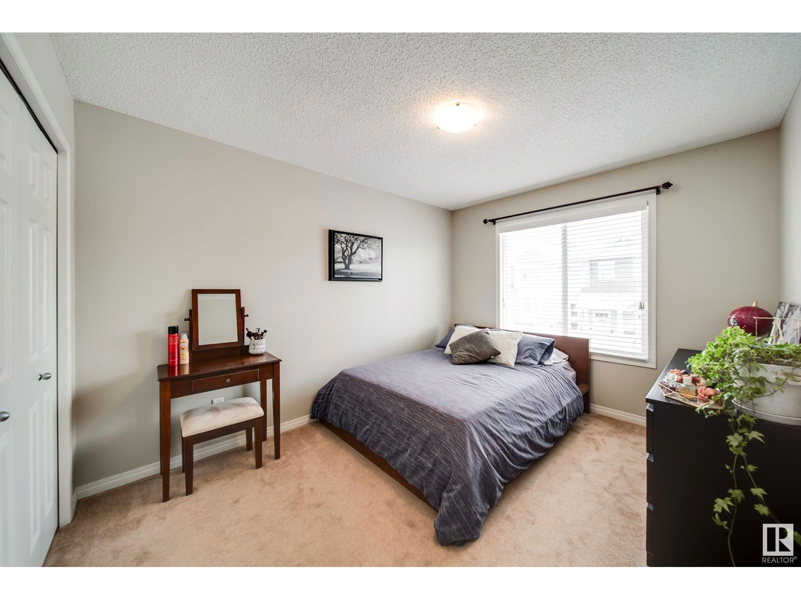 1733 Chapman Wy Sw Edmonton, Alberta