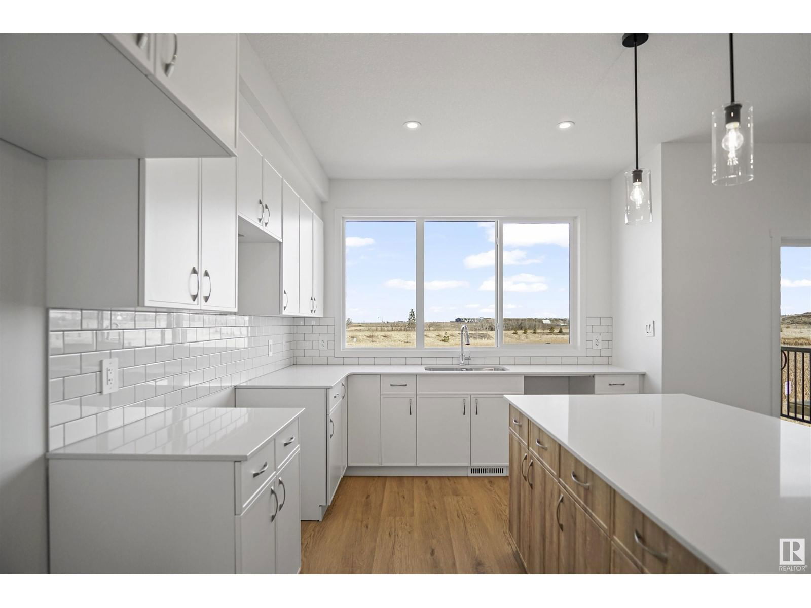 1726 WESTERRA WD Image 10