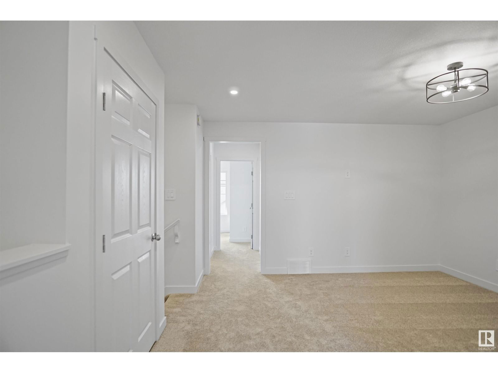 1726 WESTERRA WD Image 13