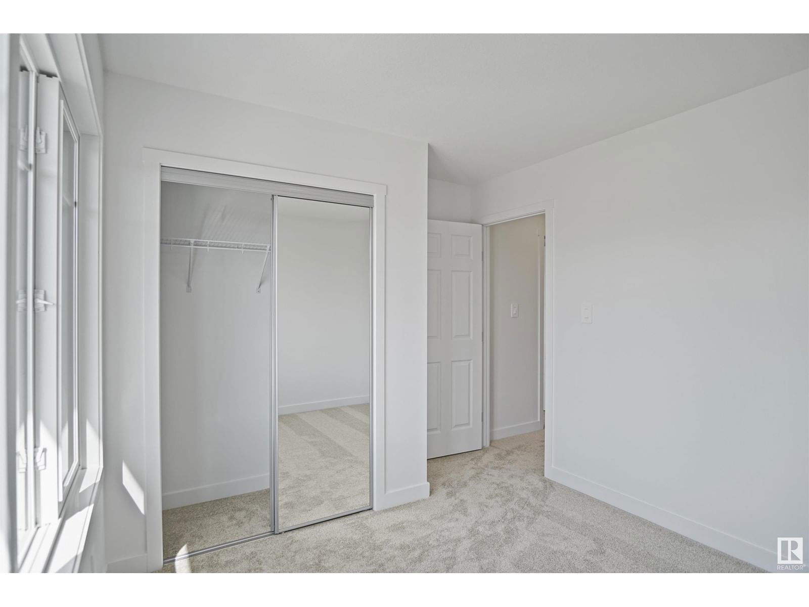 1726 WESTERRA WD Image 23