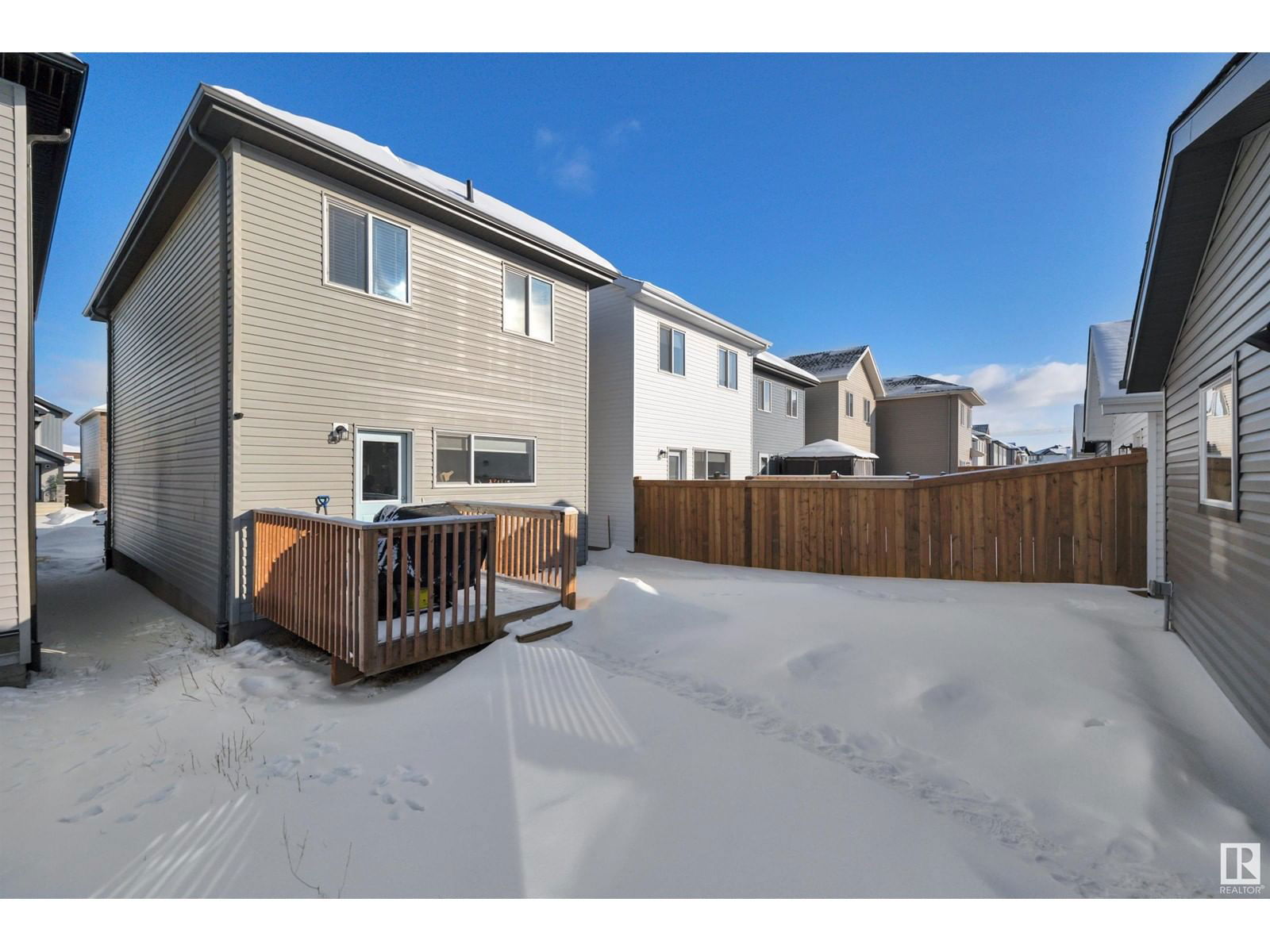 9449 Colak Ln Sw Edmonton, Alberta