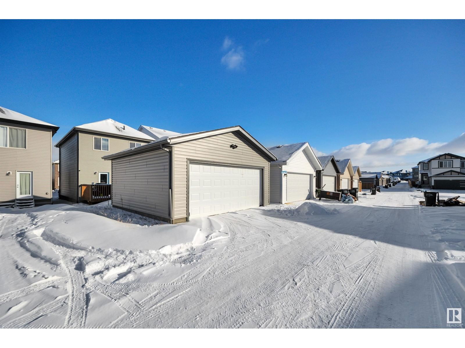 9449 Colak Ln Sw Edmonton, Alberta