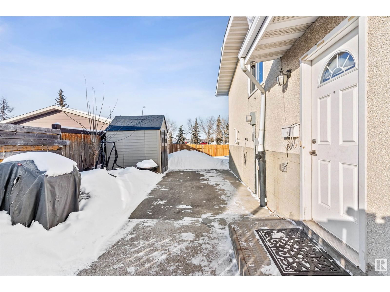 11456 152b Av Nw Nw Edmonton, Alberta