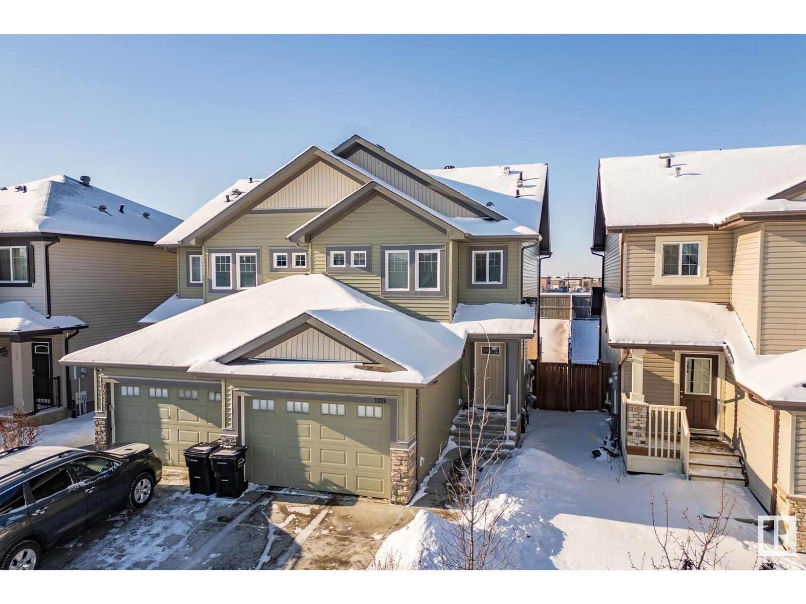 7295 Armour Cr Sw Edmonton, Alberta