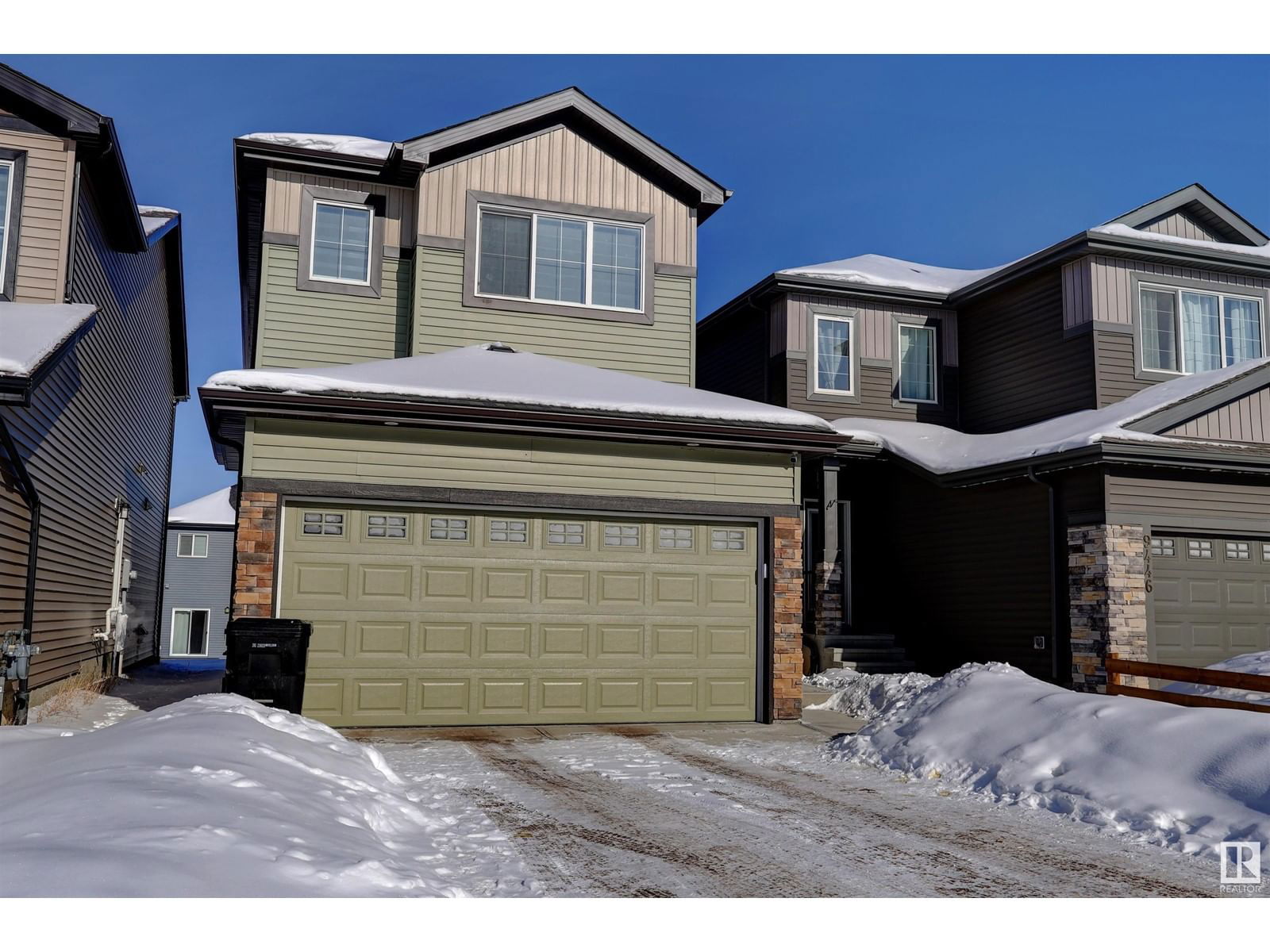 9448 Pear Cr Sw Sw Edmonton, Alberta