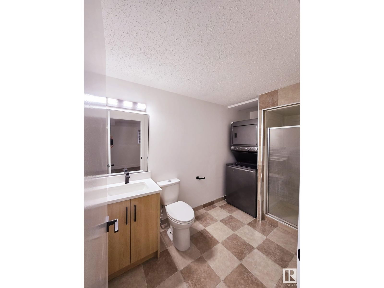 1135 49a St Nw Edmonton, Alberta