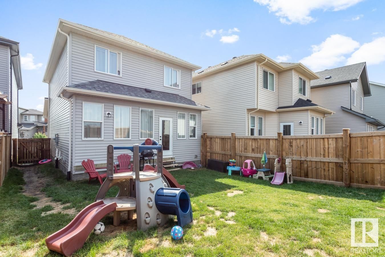 8762 Carson Wy Sw Edmonton, Alberta