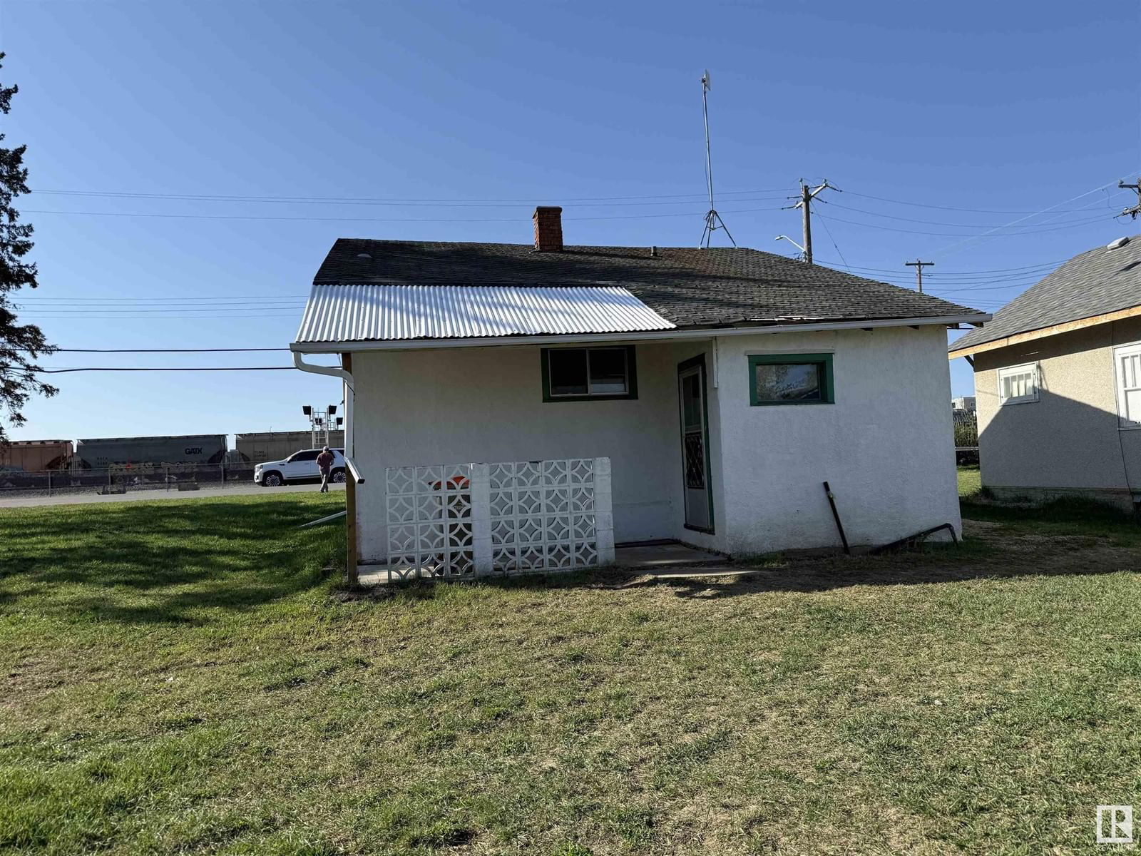 4917 47 AV Image 15