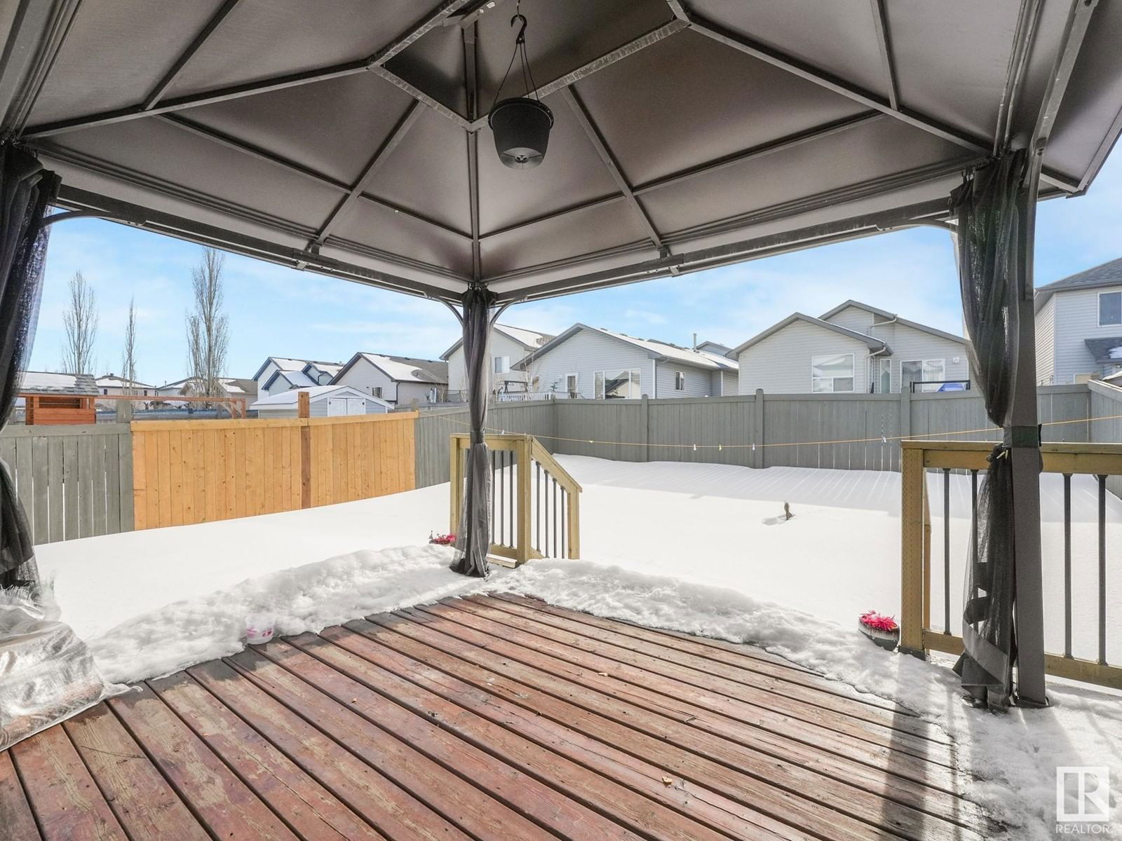 3331 25 Av Nw Nw Edmonton, Alberta