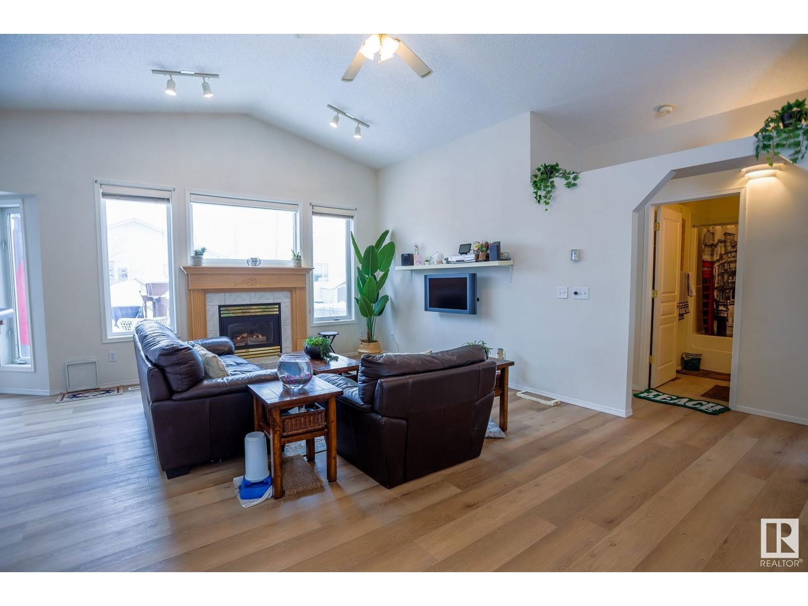 3725 29 St Nw Edmonton, Alberta